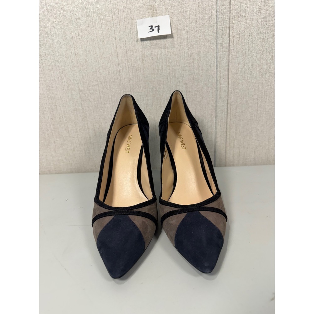 Nine West The Rock Pump heels featuring a pointed toe women's size 8.5‎
